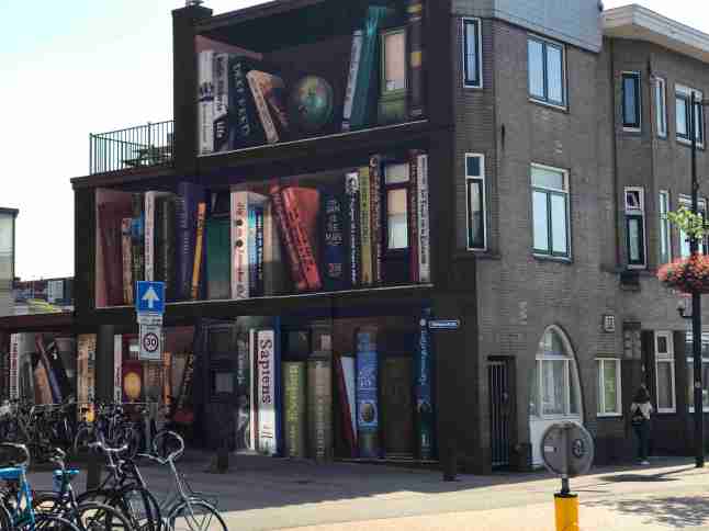 Street Art Utrecht boekenkast_10